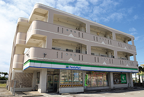 ファミリーマート石垣真喜良店